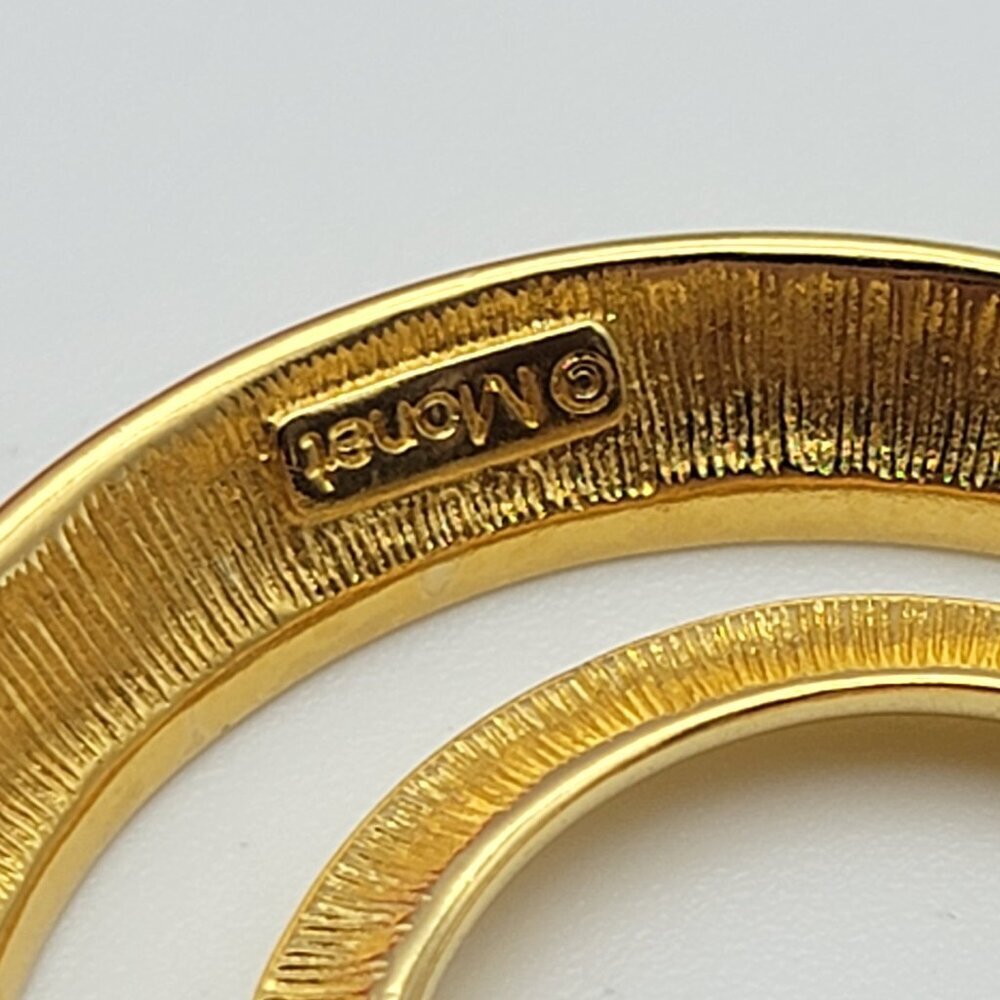 Vintage Signed MONET Gold Tone Brooch Double Circle Open Work 39 mm Modernist - Picture 5 of 7